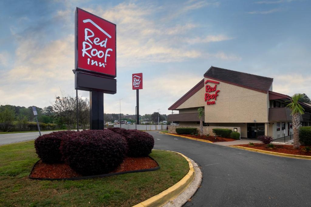 Red Roof Inn Columbia West SC Main image 1